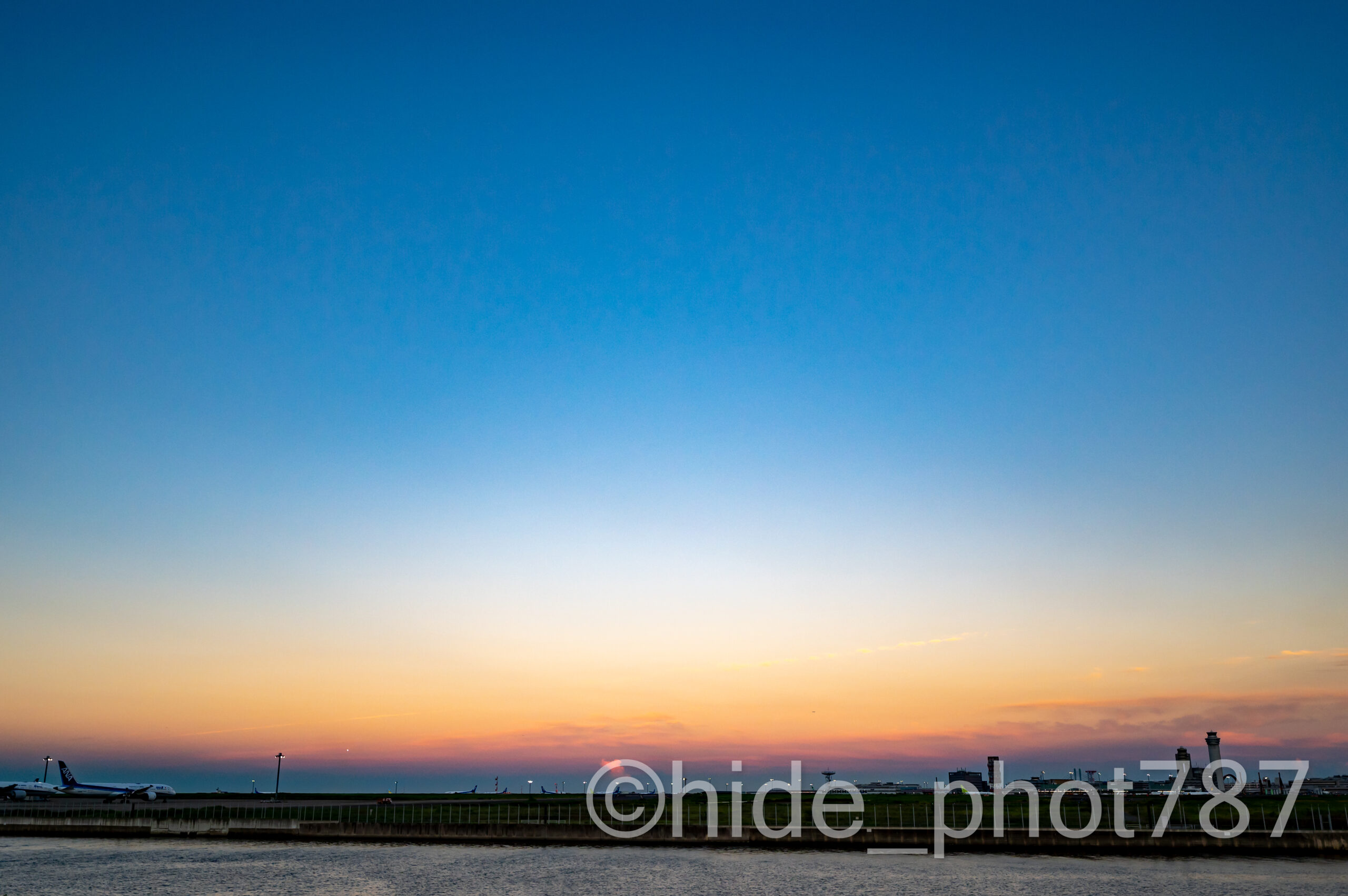 【TEST】夕暮れから夜への羽田